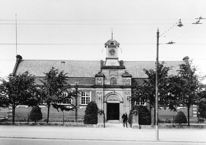 1920 exterior of  Alvaston Caregie building in black and white